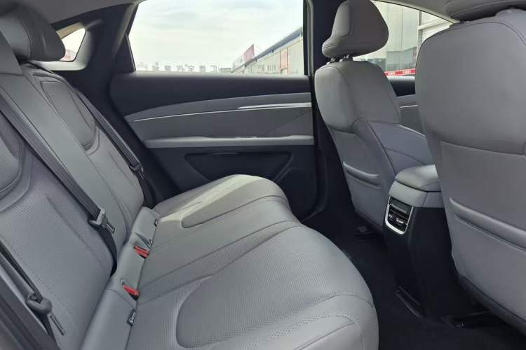 Used XPeng MONA M03 2025 600 with Ultra-Long Range Max Interior 2