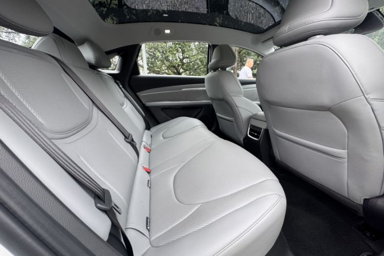 Used XPeng MONA M03 2025 600 with Ultra-Long Range Max Interior 2