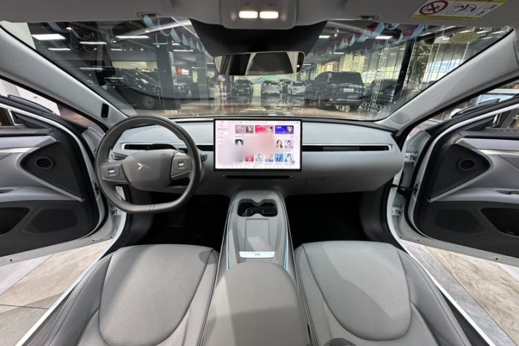 Used XPeng MONA M03 2025 600 with Ultra-Long Range Max Interior 2