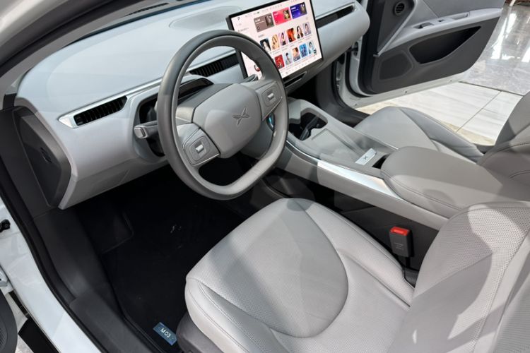 Used XPeng MONA M03 2025 600 with Ultra-Long Range Max Interior 3