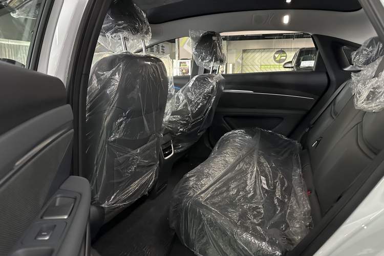 Used XPeng MONA M03 2025 515 Long-Range Plus Interior 3