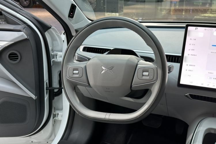 Used XPeng MONA M03 2025 600 with Ultra-Long Range Max Interior 5