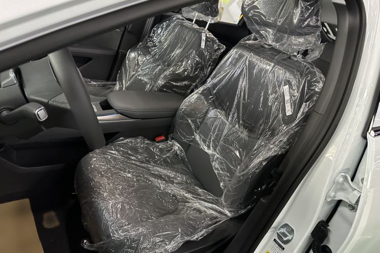 Used XPeng MONA M03 2025 515 Long-Range Plus Interior 5