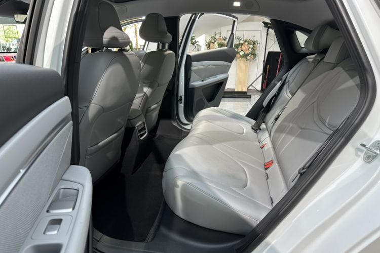 Used XPeng MONA M03 2025 600 with Ultra-Long Range Max Interior 6