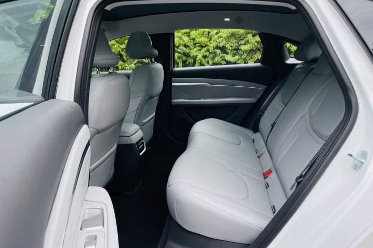 Used XPeng MONA M03 2025 600 with Ultra-Long Range Max Interior 7