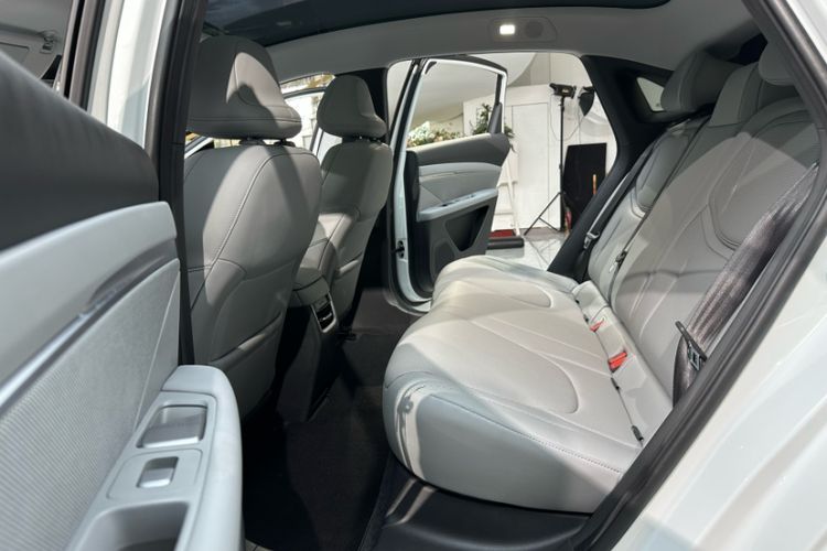 Used XPeng MONA M03 2025 600 with Ultra-Long Range Max Interior 7