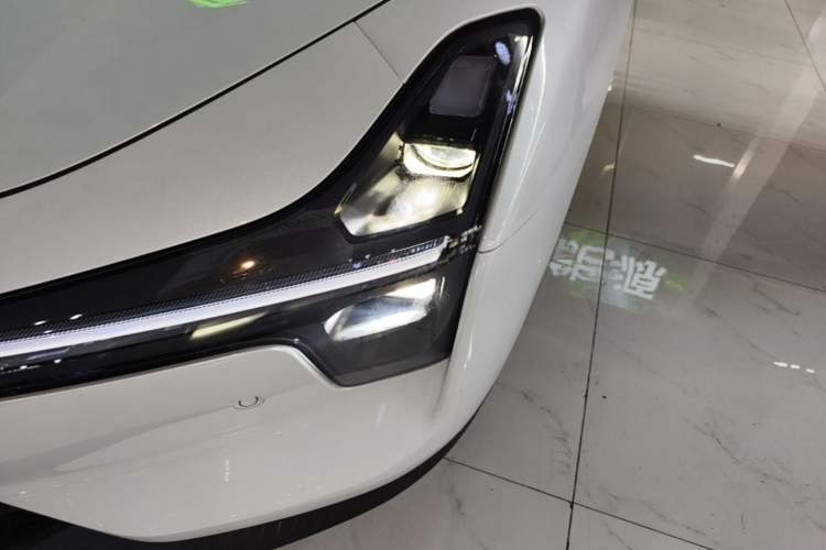 Used XPeng MONA M03 2025 600 with Ultra-Long Range Max Left Front Headlight