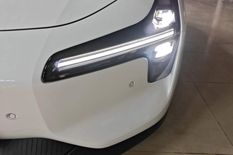 Used XPeng MONA M03 2025 600 with Ultra-Long Range Max Left Front Headlight