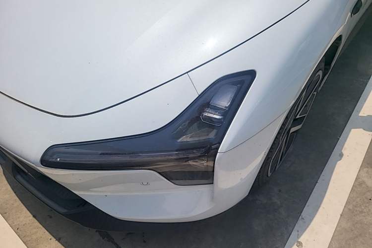 Used XPeng MONA M03 2025 600 with Ultra-Long Range Max Left Front Headlight