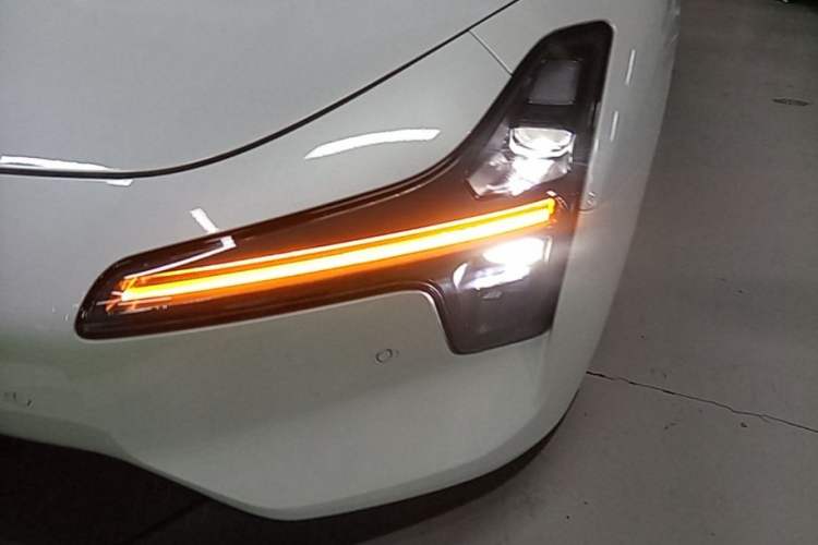 Used XPeng MONA M03 2025 620 Ultra-Long Range Plus Left Front Headlight