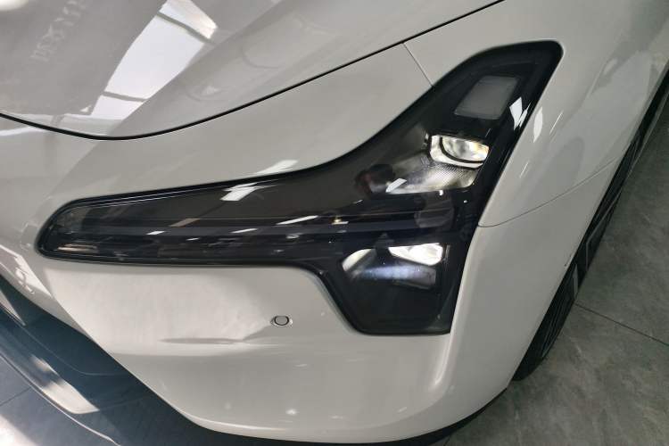 Used XPeng MONA M03 2025 600 with Ultra-Long Range Max Left Front Headlight