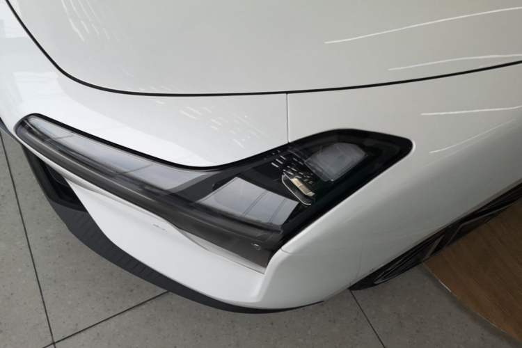 Used XPeng MONA M03 2025 600 with Ultra-Long Range Max Left Front Headlight