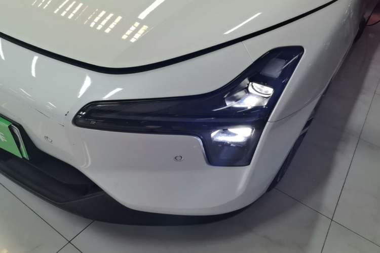 Used XPeng MONA M03 2025 600 with Ultra-Long Range Max Left Front Headlight