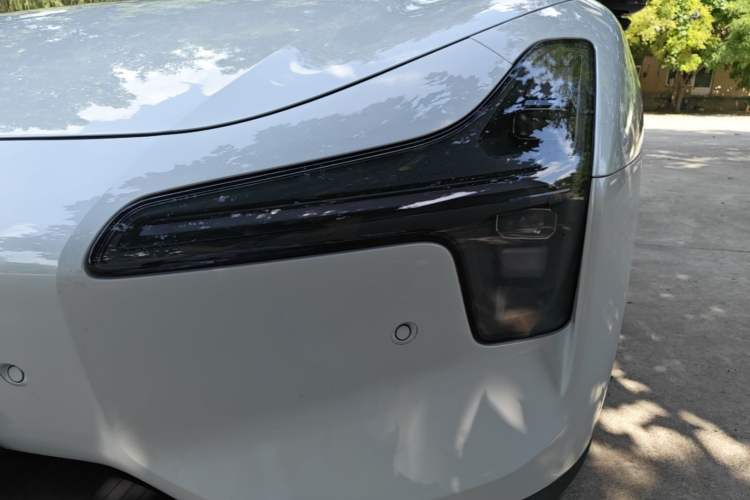 Used XPeng MONA M03 2025 600 with Ultra-Long Range Max Left Front Headlight
