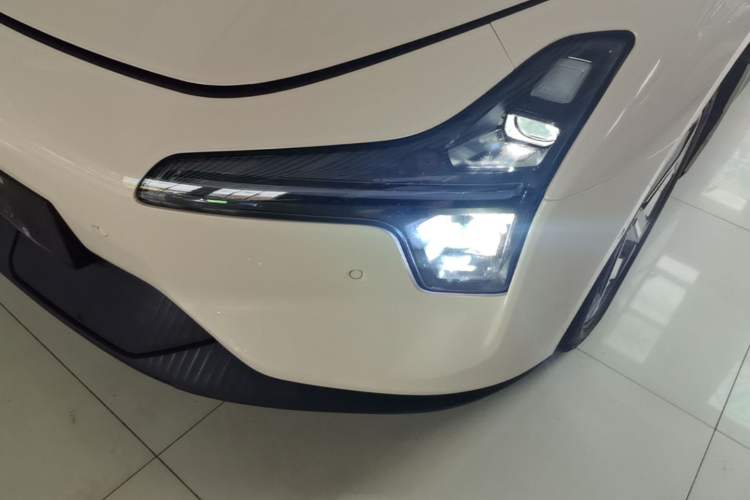 Used XPeng MONA M03 2025 620 Ultra-Long Range Plus Left Front Headlight
