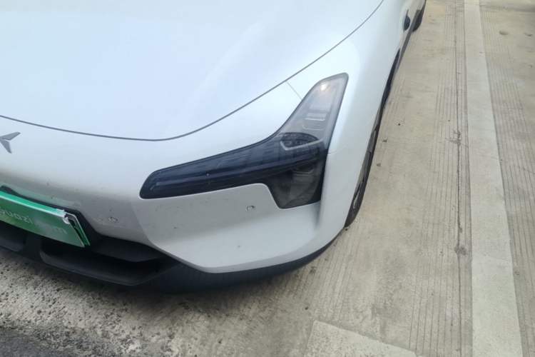 Used XPeng MONA M03 2025 600 with Ultra-Long Range Max Left Front Headlight