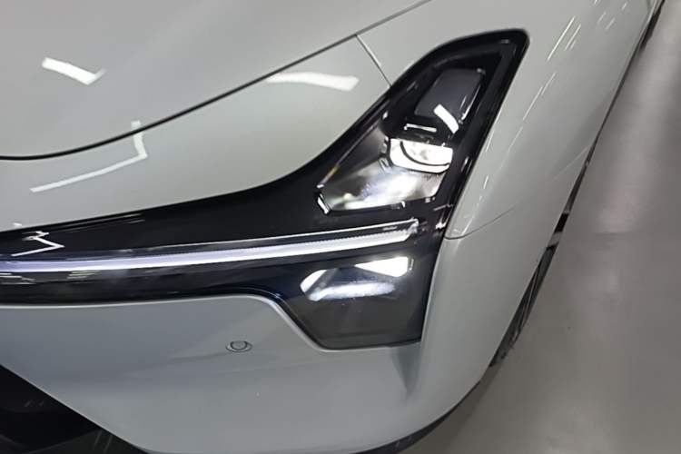 Used XPeng MONA M03 2025 600 with Ultra-Long Range Max Left Front Headlight