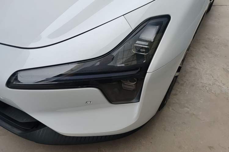 Used XPeng MONA M03 2025 600 with Ultra-Long Range Max Left Front Headlight
