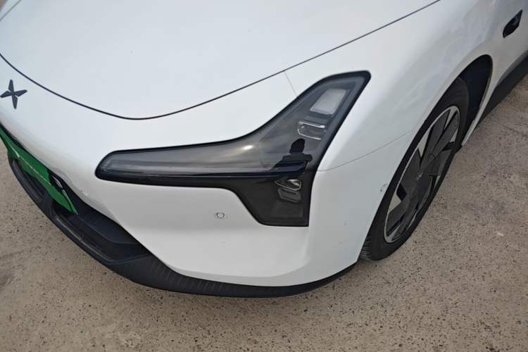 Used XPeng MONA M03 2025 600 with Ultra-Long Range Max Left Front Headlight