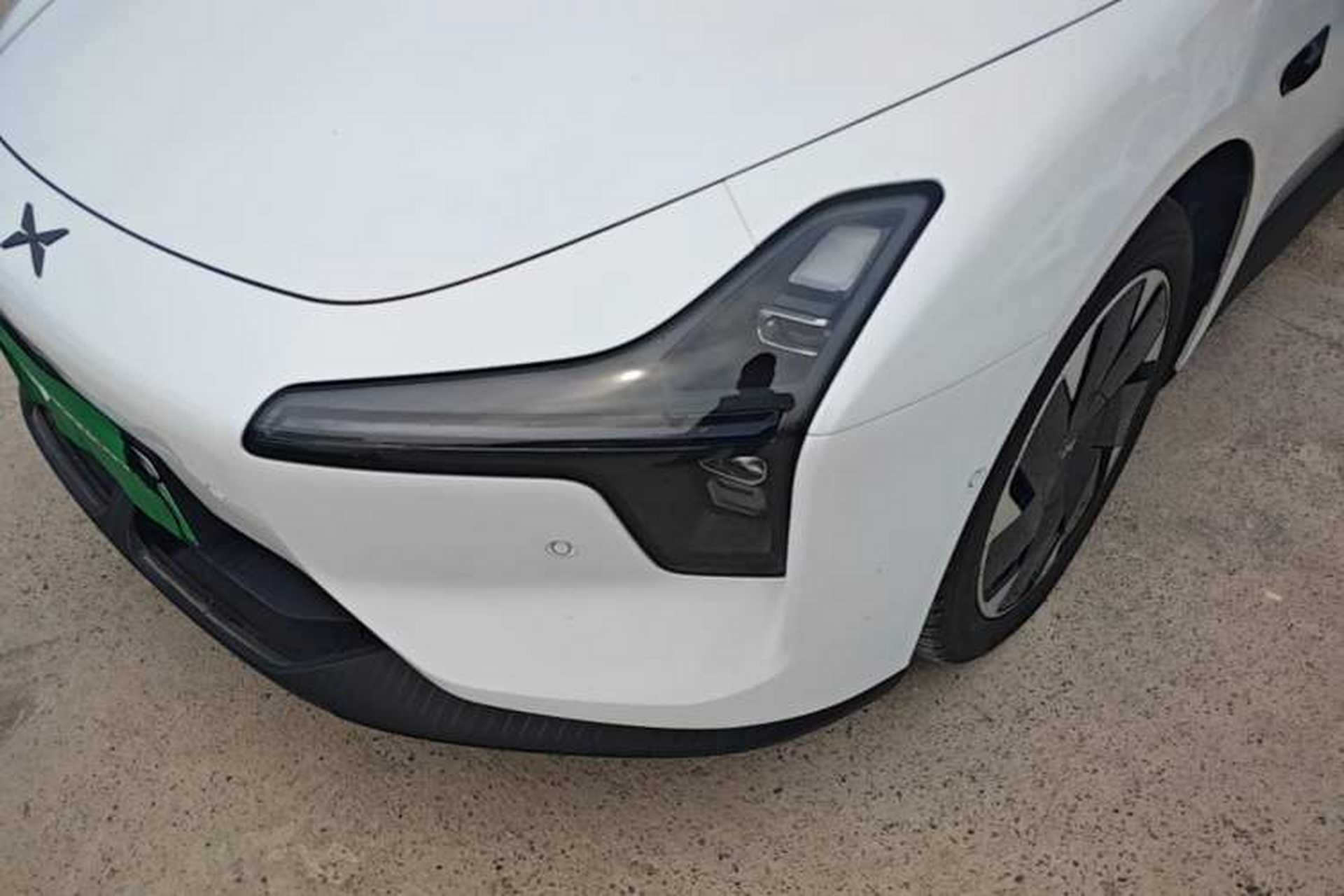 Used XPeng MONA M03 2025 600 with Ultra-Long Range Max Left Front Headlight