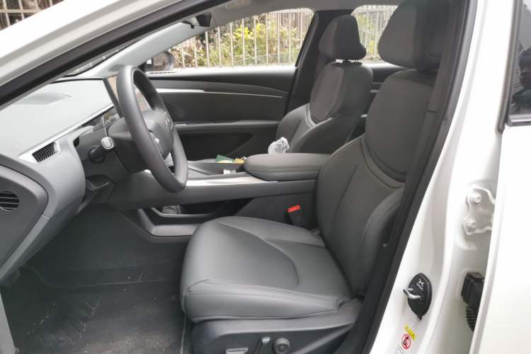 Used XPeng MONA M03 2025 620 Ultra-Long Range Plus Left Front Seat