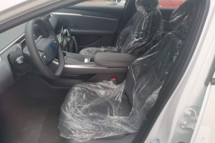 Used XPeng MONA M03 2025 515 Long-Range Plus Left Front Seat