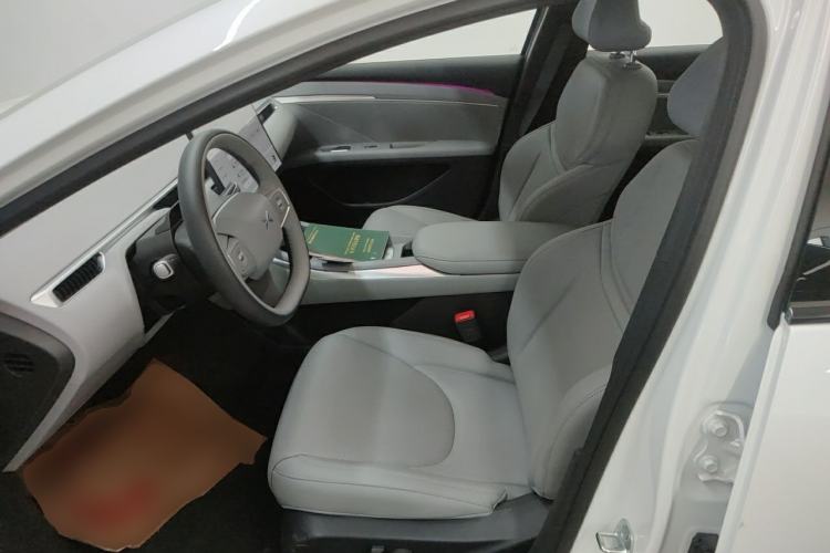 Used XPeng MONA M03 2025 600 with Ultra-Long Range Max Left Front Seat