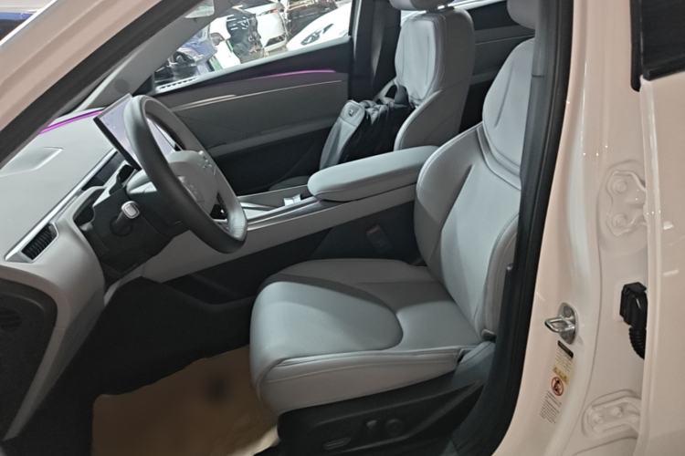 Used XPeng MONA M03 2025 600 with Ultra-Long Range Max Left Front Seat
