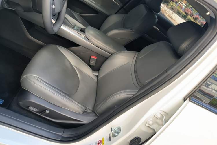 Used XPeng MONA M03 2025 620 Ultra-Long Range Plus Left Front Seat