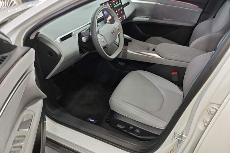 Used XPeng MONA M03 2025 515 Long-Range Plus Left Front Seat