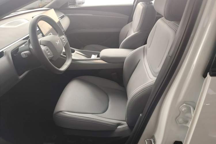 Used XPeng MONA M03 2025 600 with Ultra-Long Range Max Left Front Seat