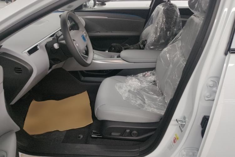 Used XPeng MONA M03 2025 515 Long-Range Plus Left Front Seat