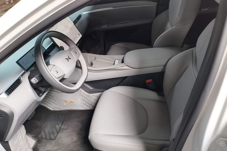 Used XPeng MONA M03 2025 600 with Ultra-Long Range Max Left Front Seat