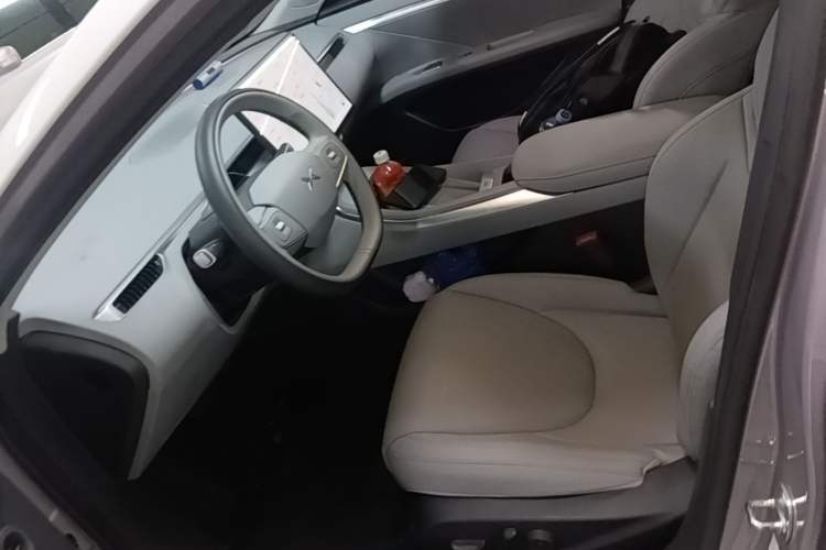 Used XPeng MONA M03 2025 502 Long-Range Max Left Front Seat