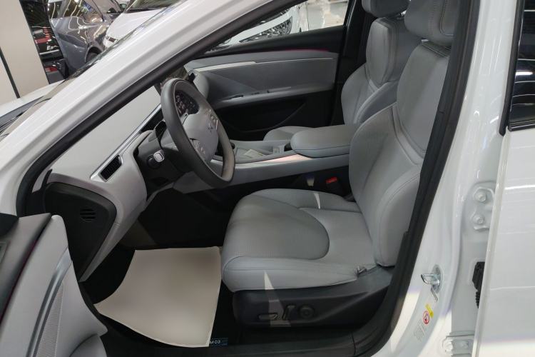 Used XPeng MONA M03 2025 600 with Ultra-Long Range Max Left Front Seat