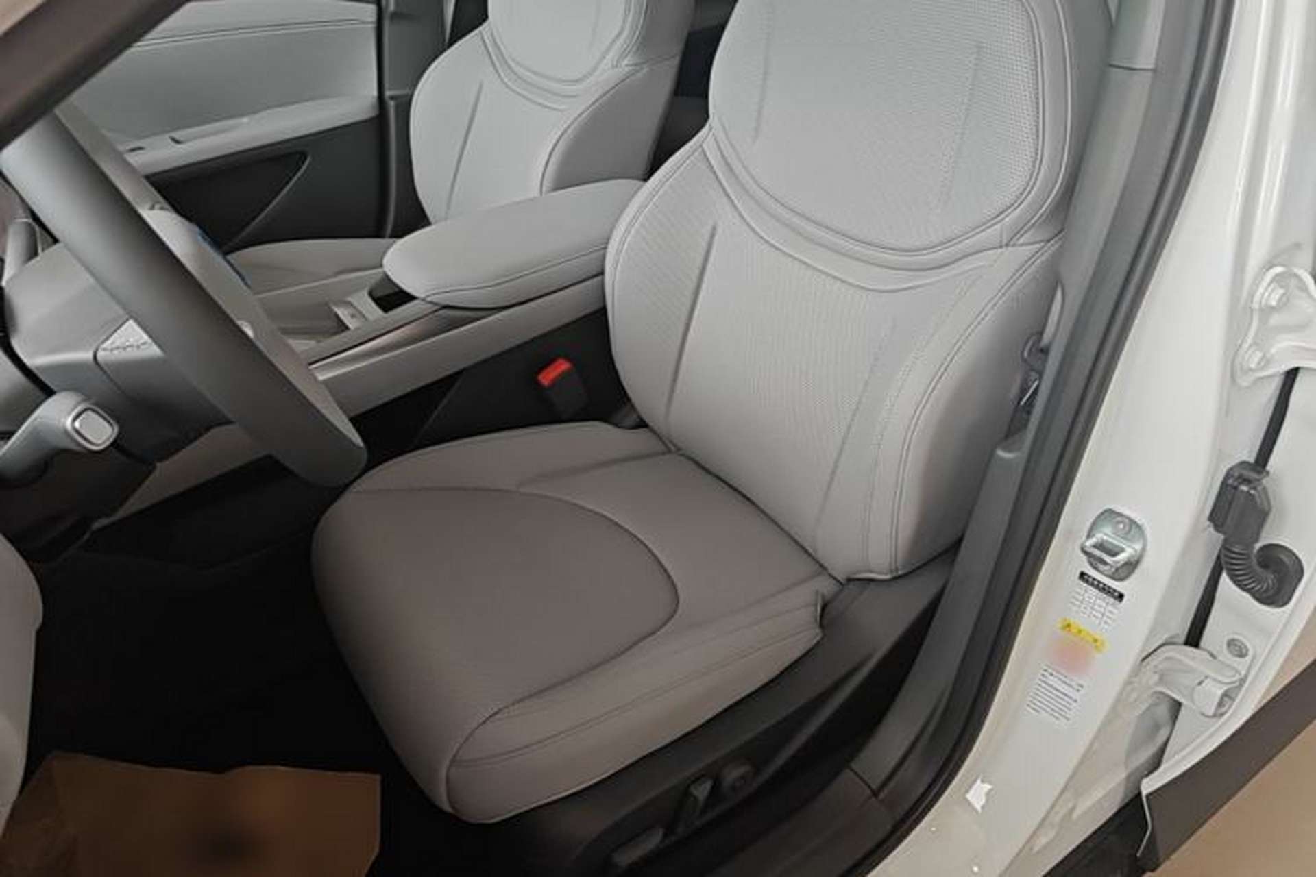Used XPeng MONA M03 2025 515 Long-Range Plus Left Front Seat