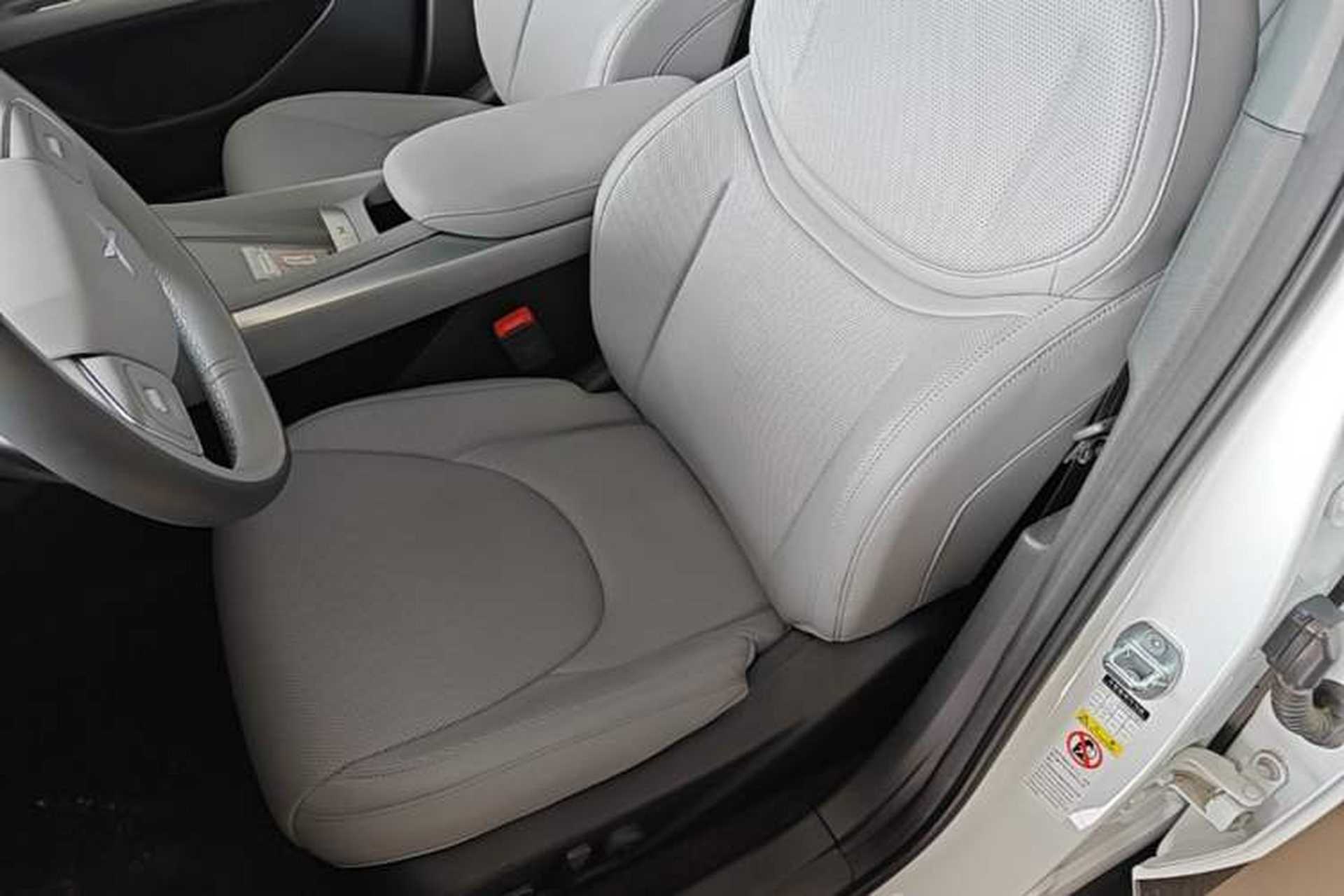 Used XPeng MONA M03 2025 600 with Ultra-Long Range Max Left Front Seat