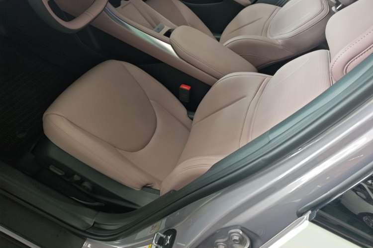 Used XPeng MONA M03 2025 502 Long-Range Max Left Front Seat