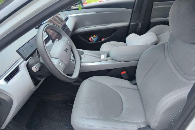 Used XPeng MONA M03 2025 502 Long-Range Max Left Front Seat