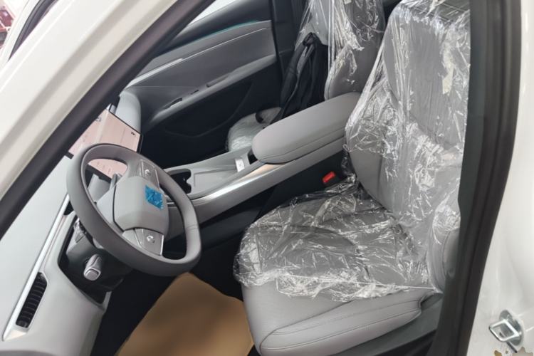 Used XPeng MONA M03 2025 620 Ultra-Long Range Plus Left Front Seat