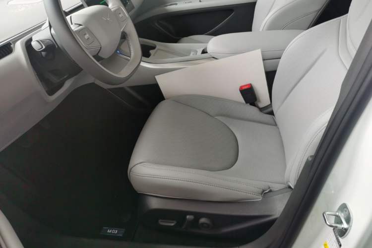 Used XPeng MONA M03 2025 600 with Ultra-Long Range Max Left Front Seat