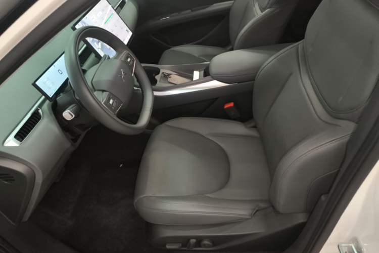 Used XPeng MONA M03 2025 600 with Ultra-Long Range Max Left Front Seat