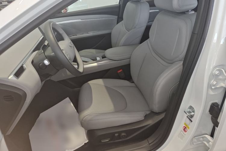 Used XPeng MONA M03 2025 600 with Ultra-Long Range Max Left Front Seat
