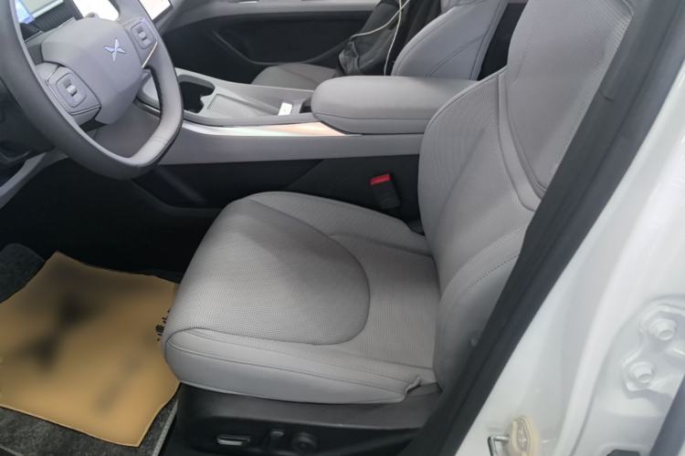 Used XPeng MONA M03 2025 600 with Ultra-Long Range Max Left Front Seat