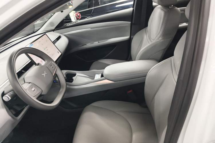 Used XPeng MONA M03 2025 600 with Ultra-Long Range Max Left Front Seat