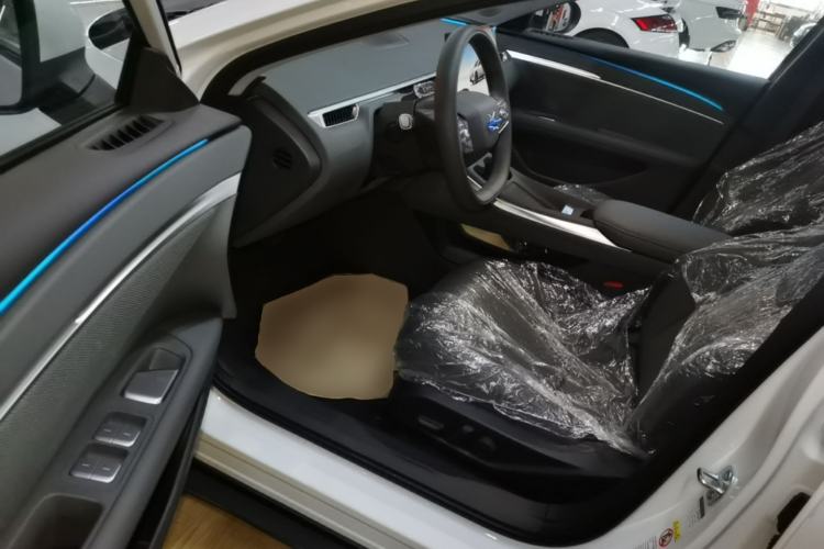 Used XPeng MONA M03 2025 515 Long-Range Plus Left Front Seat