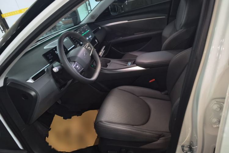 Used XPeng MONA M03 2025 600 with Ultra-Long Range Max Left Front Seat