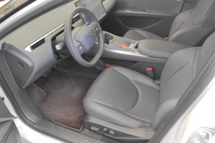 Used XPeng MONA M03 2025 600 with Ultra-Long Range Max Left Front Seat