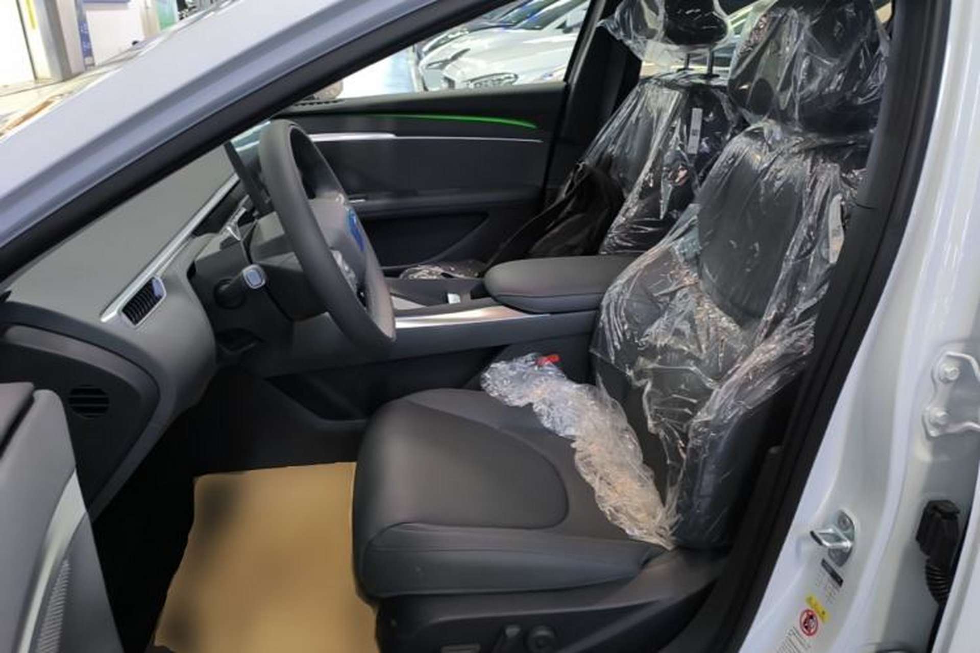 Used XPeng MONA M03 2025 502 Long-Range Max Left Front Seat