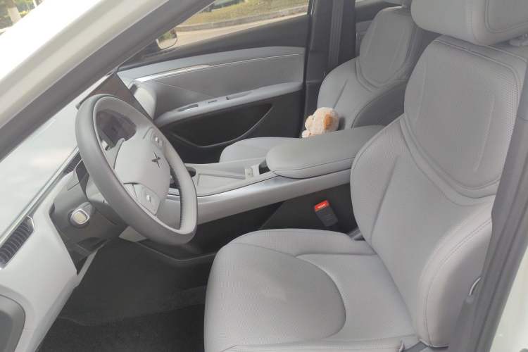 Used XPeng MONA M03 2025 600 with Ultra-Long Range Max Left Front Seat